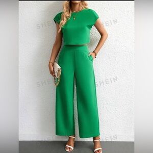 NWOT- SHEIN two pieces pant set beautiful, batwing sleeves